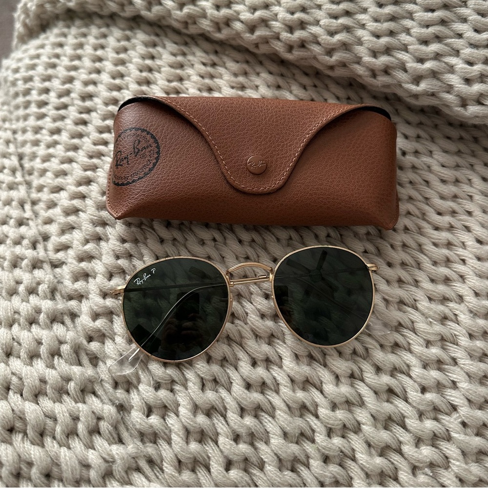 RayBan Round Metal Sunglasses